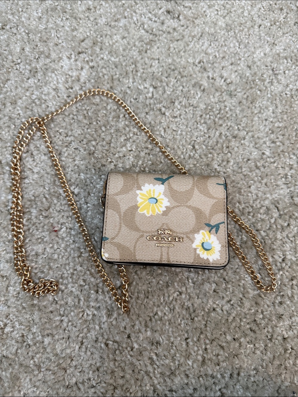 Coach Khaki Floral Signature Chain Crossbody with Gold Chain Card Holder Size